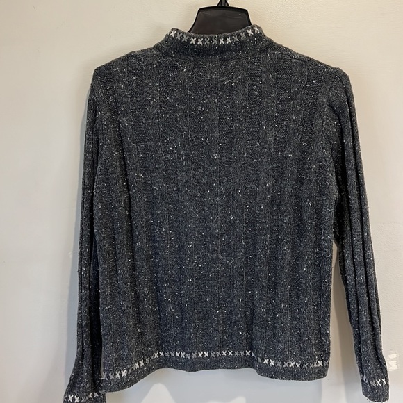WOOLRICH “9506” sweater, 1/4 zip in onyx Heather color size L - Picture 2 of 11